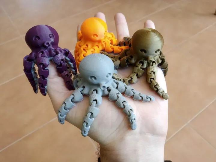 Cute Mini Articulated Octopus