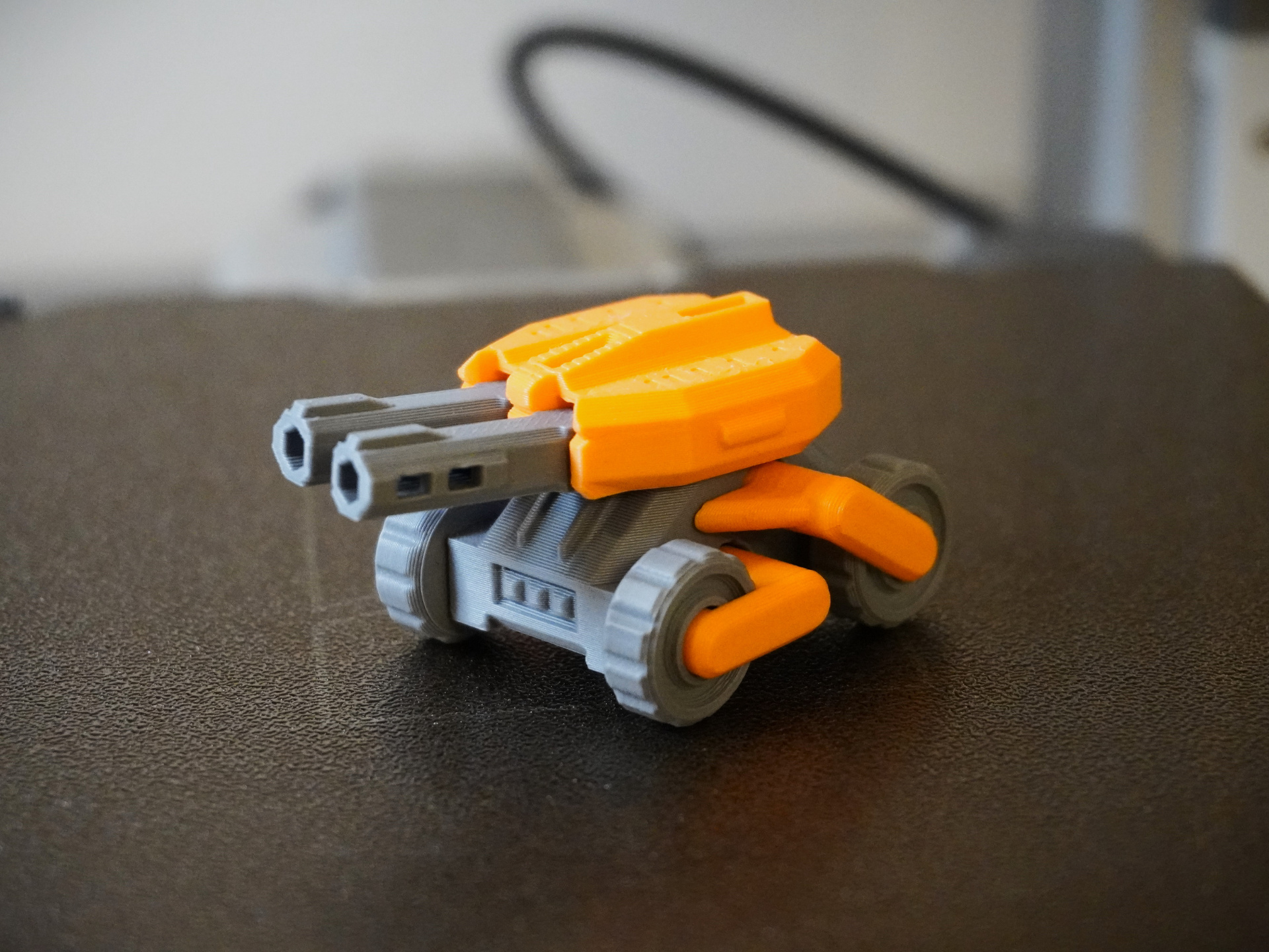 Racer Tank Mech Model Kit, photo 3