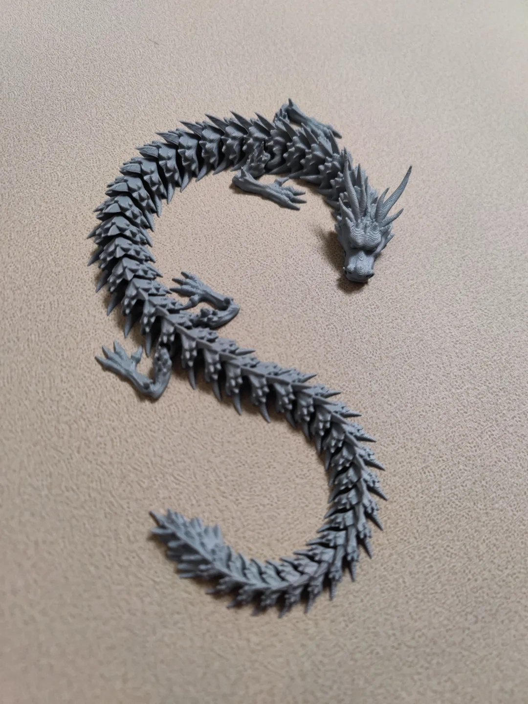 Articulated White Dragon, photo 2