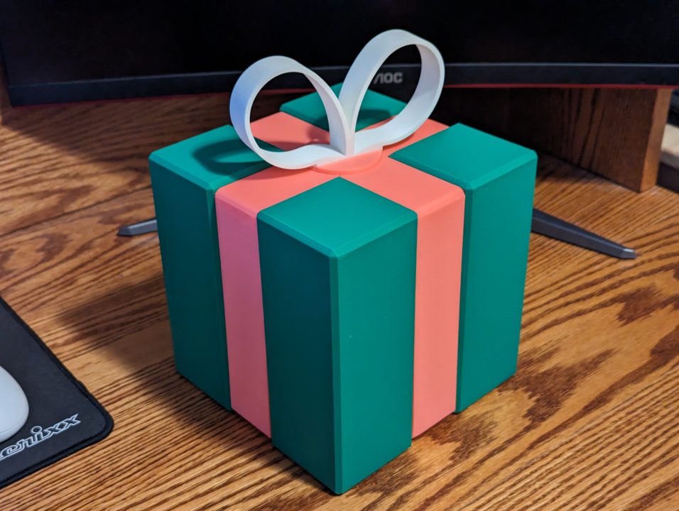 120-Screw Gift Box