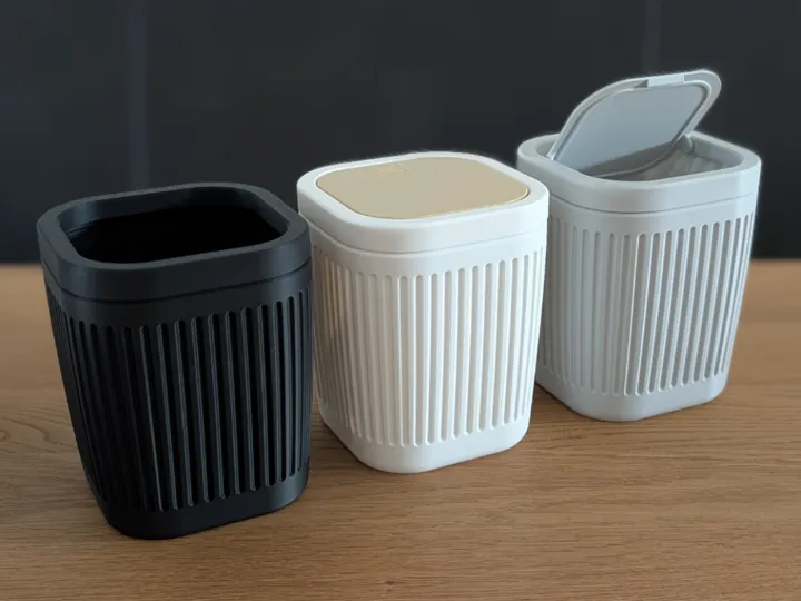 Compact Desktop Trash Bin