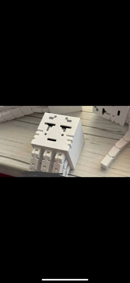 Articulated Minecraft-Style Ghast, photo 5